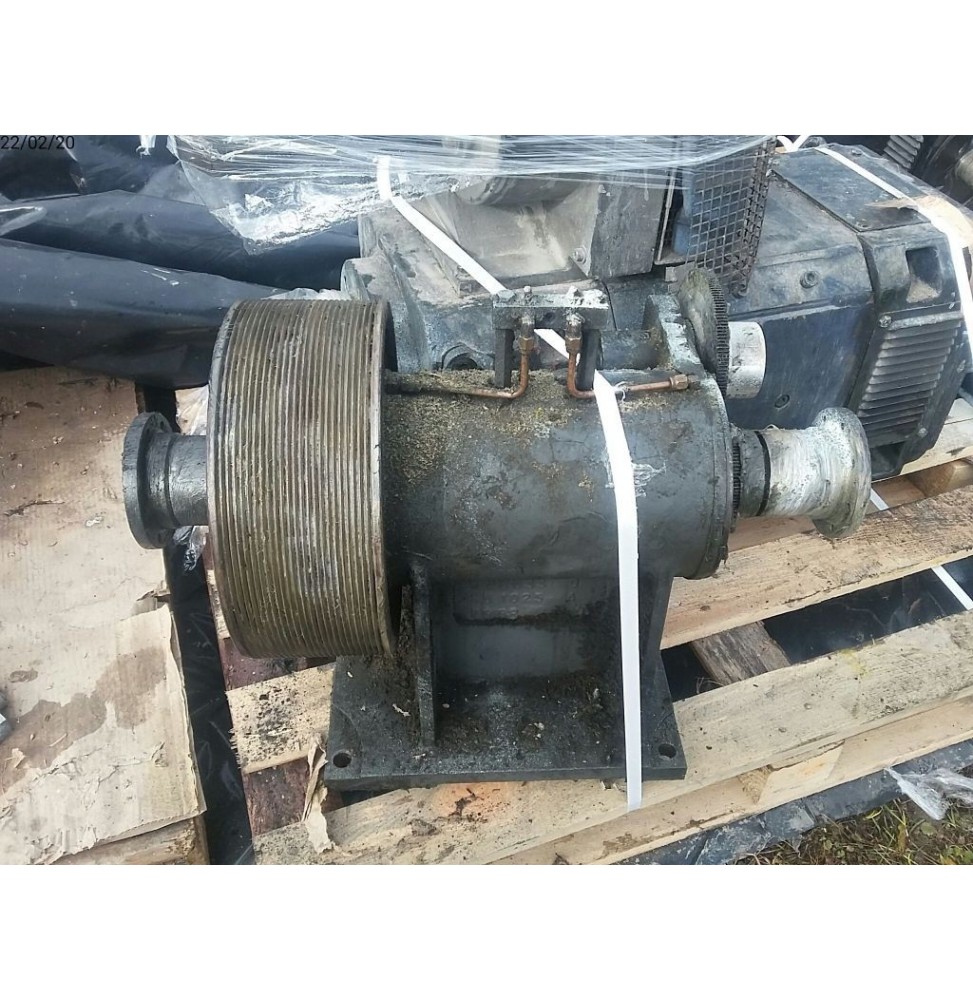 DRIVE PULLEY MOTOR 90KW